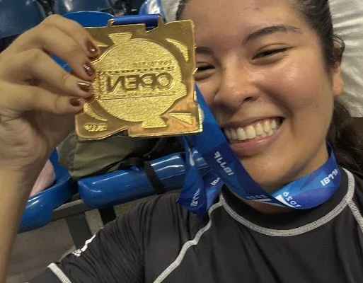 Lívia Pessoa, de Parnaíba,  conquista medalha de ouro no Fortaleza Open de Jiu-Jitsu 