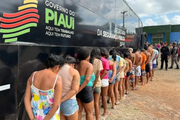 Polícia Civil deflagra Operação Cerco das Águas em Ilha Grande do Piauí nesta sexta.