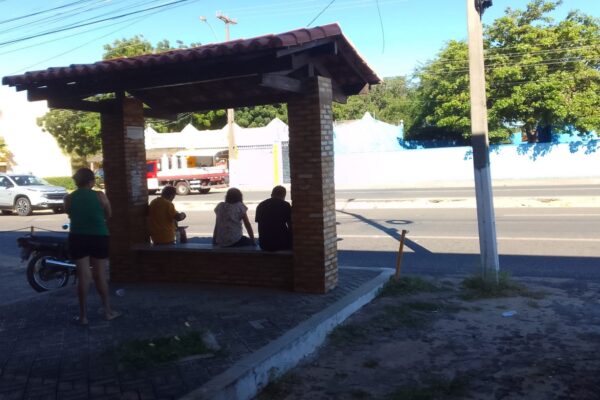 Transporte público paralisa atividades nesta sexta-feira em Parnaíba.