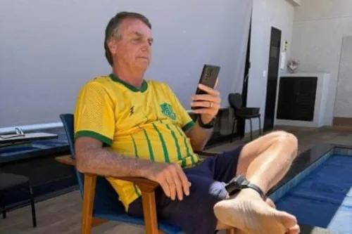 PT pede revogação de domiciliar de Jair Bolsonaro, após carta.