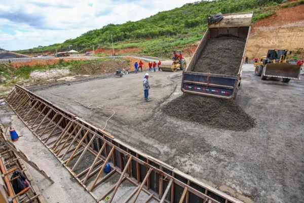 Ministro anuncia R$ 50 milhões para barragens e reforça ações contra a seca.