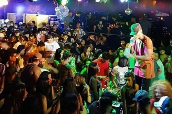 Músicos pedem couvert de 80% pago em até 24 horas pelos restaurantes no Piauí.