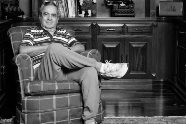 Morre Benedito Ruy Barbosa, aos 95 anos.