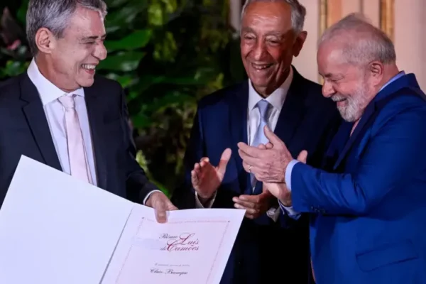 Júri pode anunciar amanhã vencedor do Prêmio Camões de Literatura 2026.