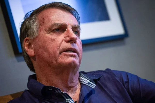 Supremo autoriza investigação sobre repasses a filme sobre Jair Bolsonaro.