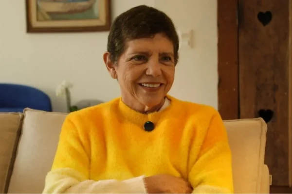 Roseana Sarney comunica aliados que disputará vaga no Senado em 2026
