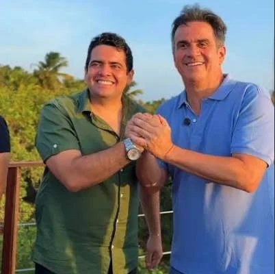Ministério Público pede indisponibilidade de bens do prefeito Felipe Ribeiro por nomeações irregulares.