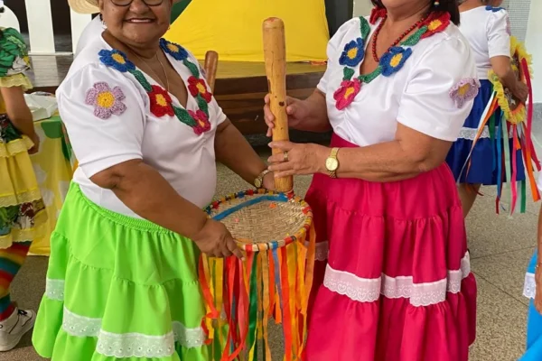 Grupo Xaxado do Girassol se apresenta dia 9 no Arraiá da UESPI em Parnaíba.