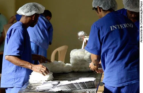 Nova lei obriga empresas a reservar vagas para egressos do sistema prisional no Piauí.